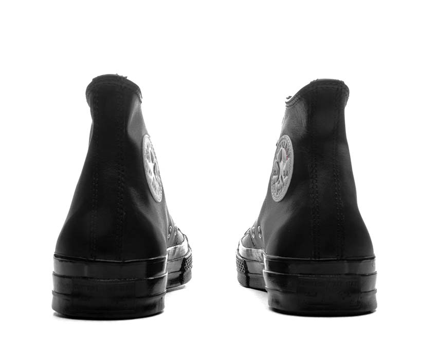 Calzature Alte in Tela Nera con Suola in Gomma