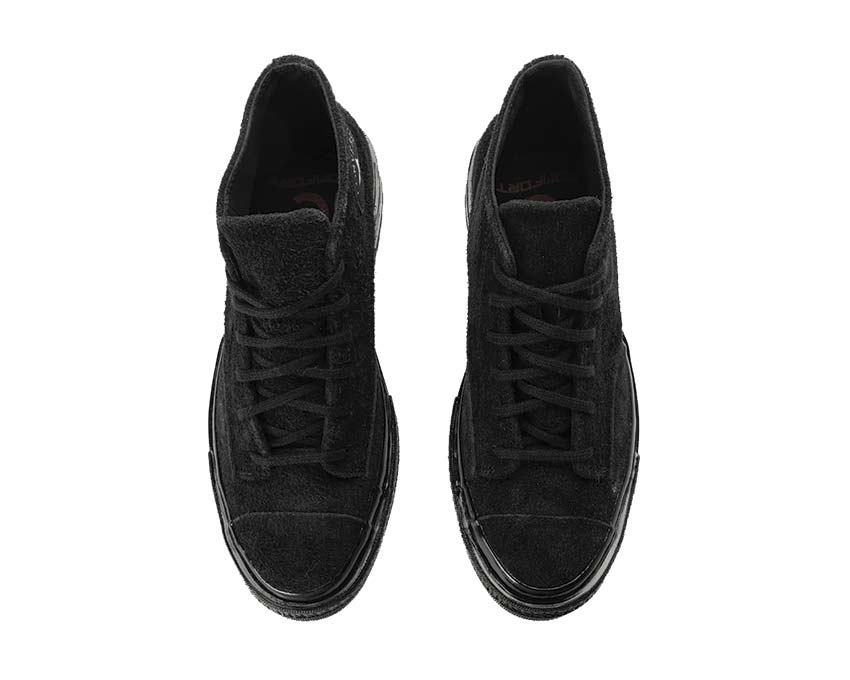 Calzatura alta in tela nera con suola in gomma e stile retrò anni '70.