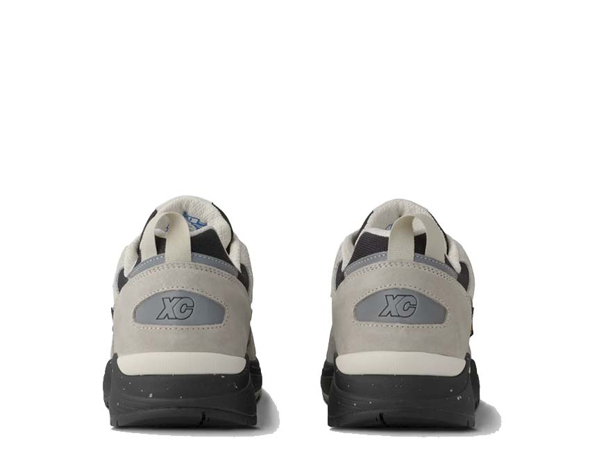 Scarpe da corsa in tessuto resistente con finitura metallizzata argentata