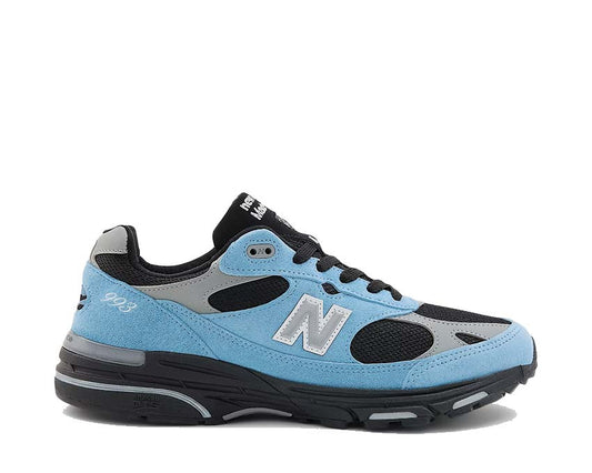 Scarpe da corsa in pelle e tessuto, realizzate negli Stati Uniti, colore blu navy.