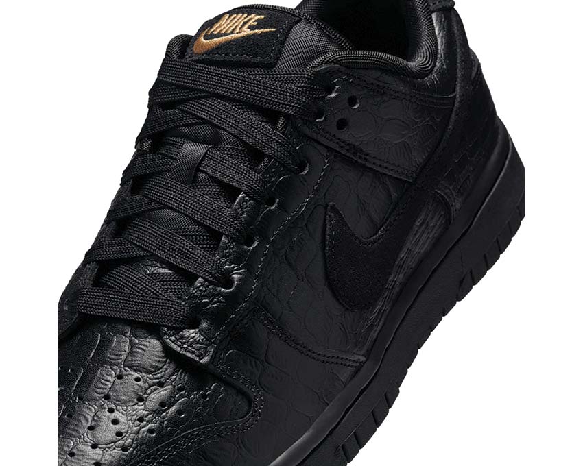 Scarpa bassa in pelle nera con motivo coccodrillo per la stagione primaverile ed estiva