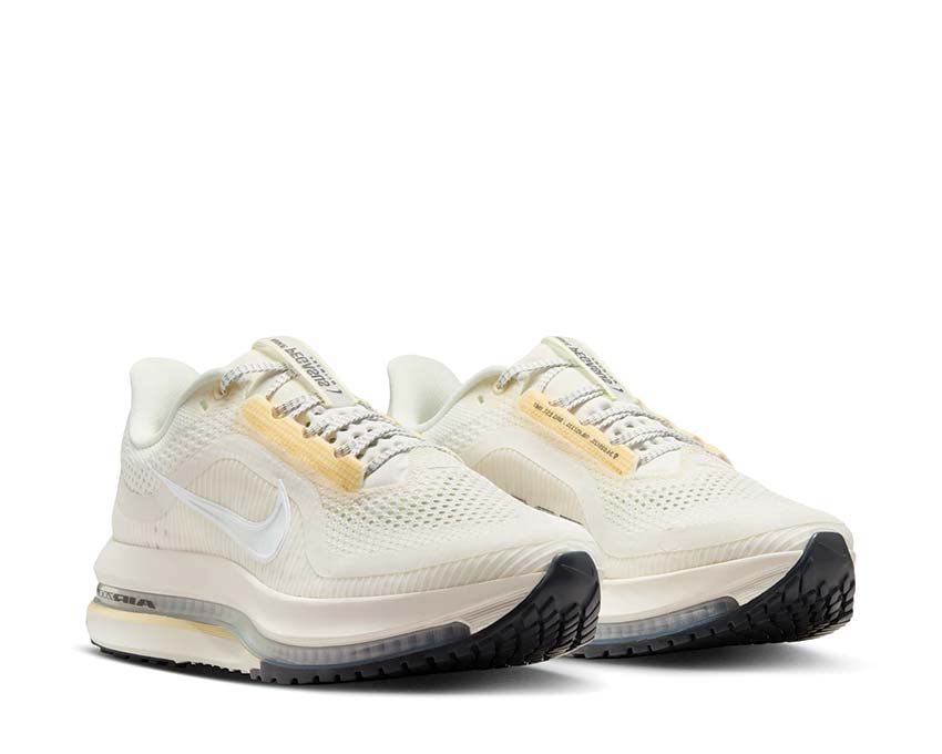 Scarpe da corsa per donna in tonalità avorio di alta qualità