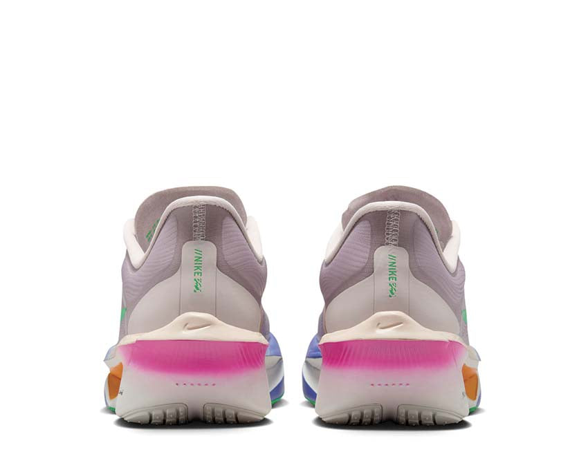 Scarpe da corsa leggere e ammortizzate per donna, edizione speciale.