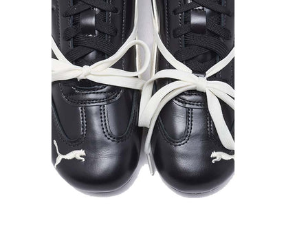 Scarpe da ginnastica in pelle scamosciata nera con suola in gomma antiscivolo