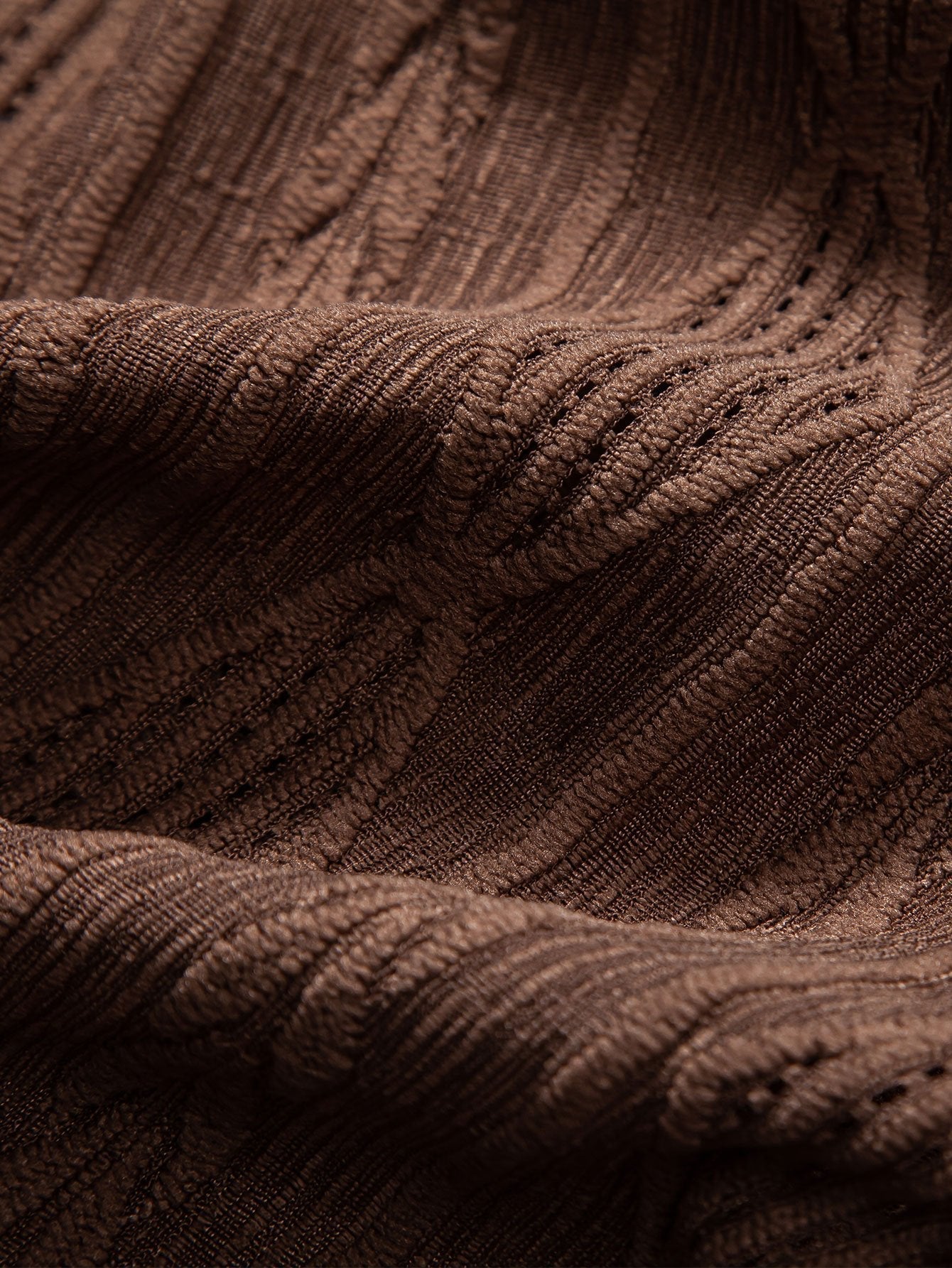 Camicia in Tessuto Jacquard con Motivo Geometrico e Pantaloni in Lino a Gamba Dritta